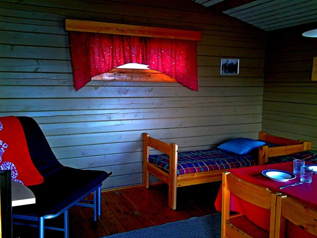 Cottage with Shared Bathroom