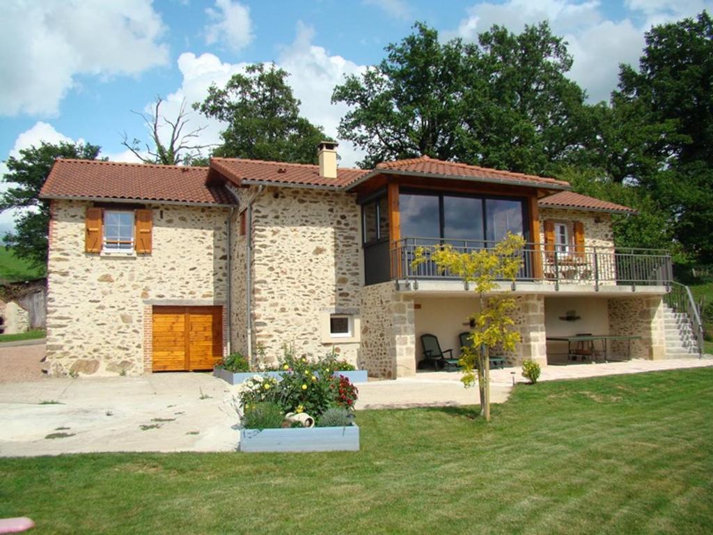 Gîte Leynhac, 3 pièces, 4 personnes - FR-1-742-286