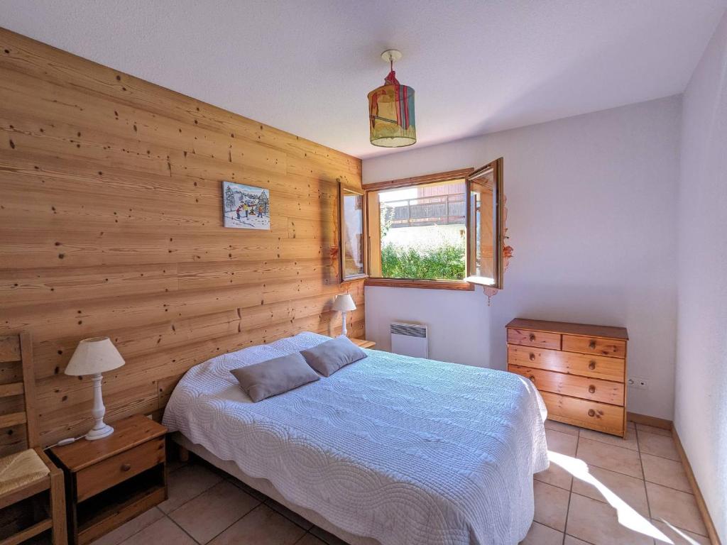 Appartement 3 pièces avec terrasse et garage, proche ski, La Clusaz - FR-1-459-100 - 2