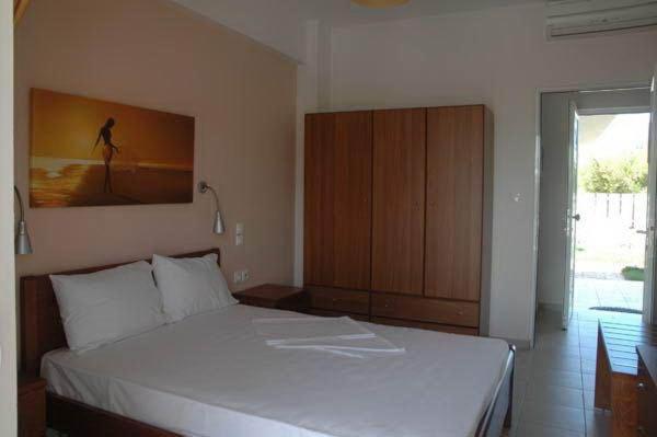 Vakis apartments photo
