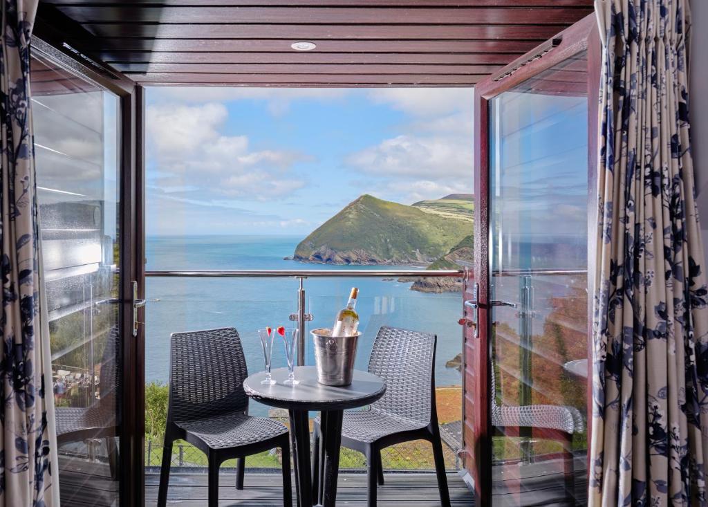 Sandy Cove Hotel photo 4