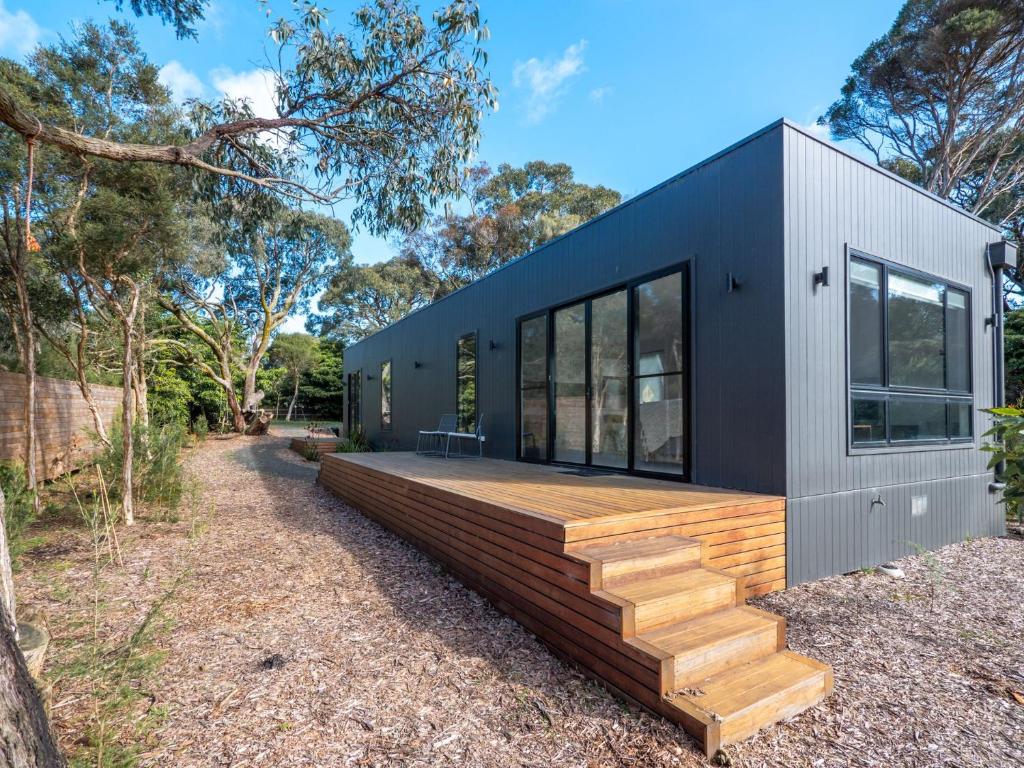 Coastal Bush Retreat