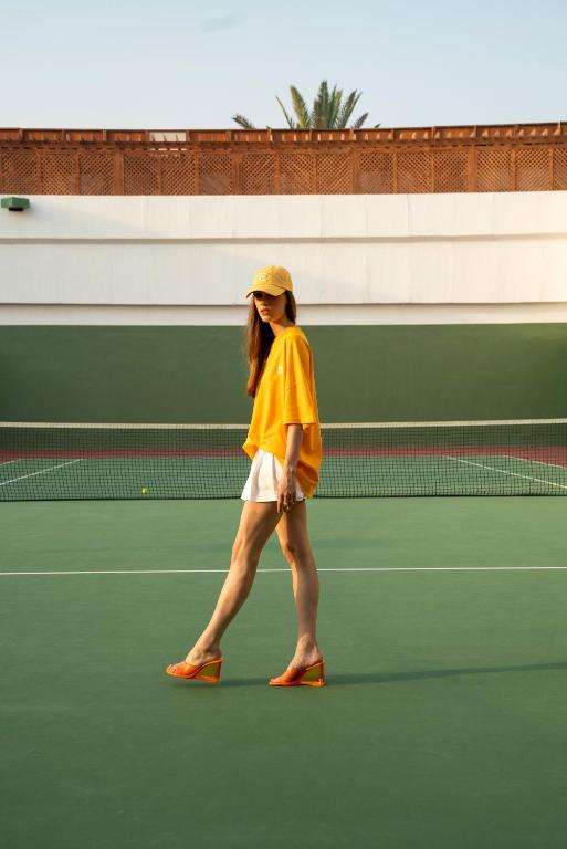Tennis court
