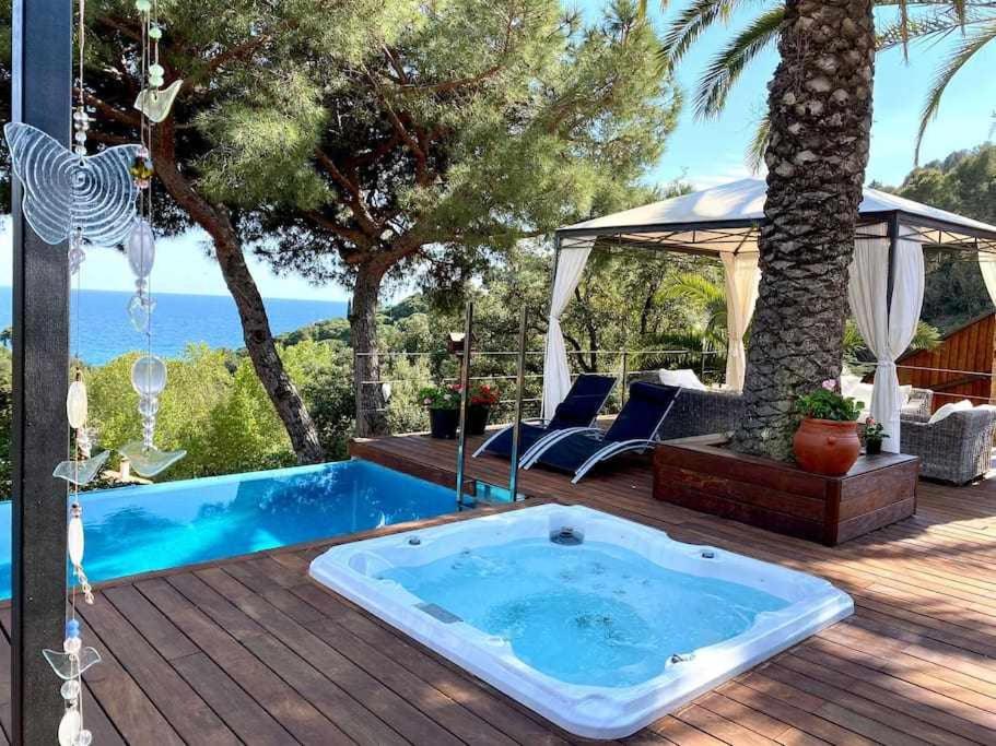 Primera linea, Piscina, Jacuzzi y Playa Privada - 5
