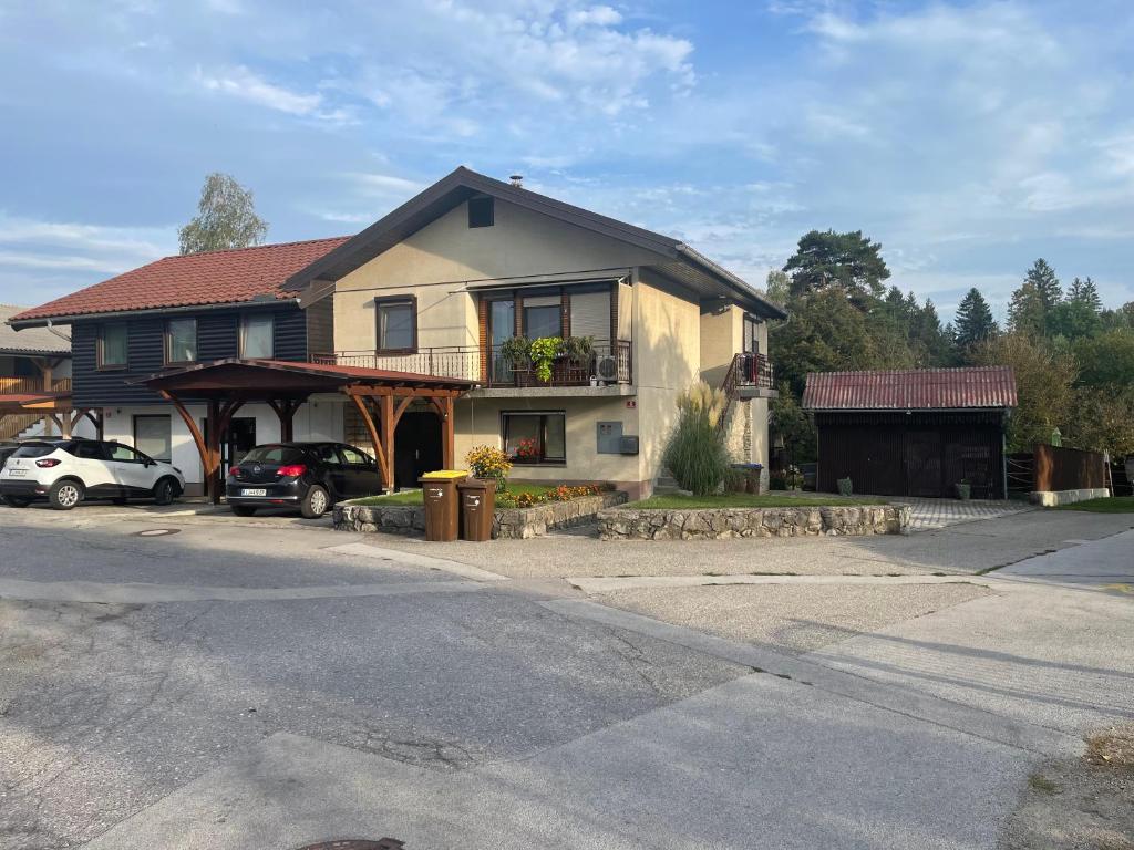 Apartma Šohen, Kočevje