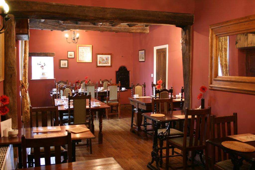 The Manor Guest House photo