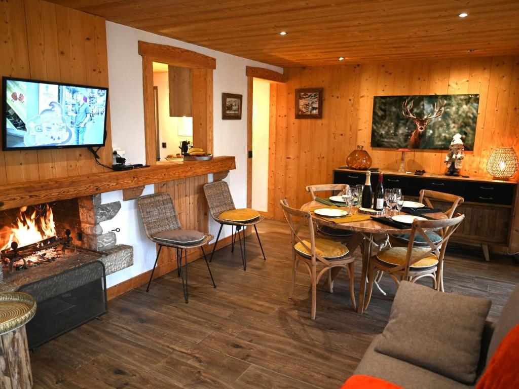 Appartement 2 Chambres avec Terrasse et Parking à La Clusaz - FR-1-459-181 - 1