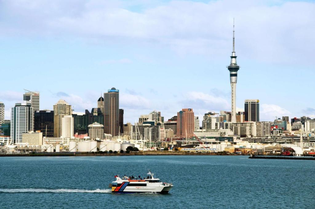 Auckland Hilton Auckland exterior
