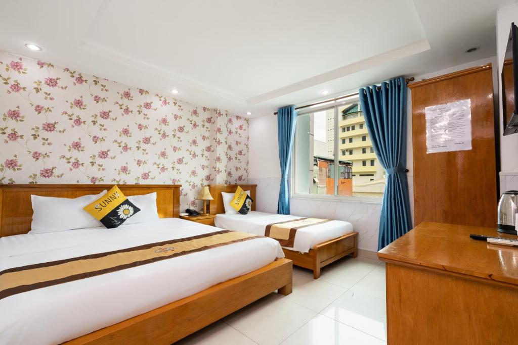 Janus Hotel