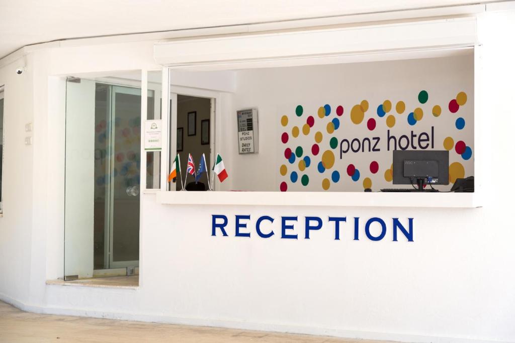 Ponz Hotel photo