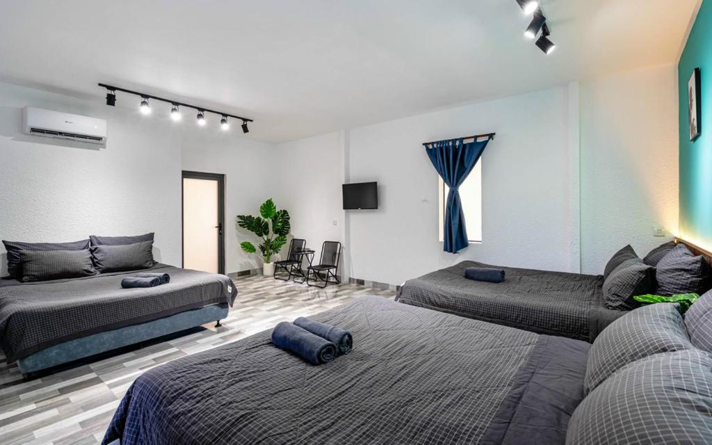 Villa GOLD DAY RESORT LONG CUNG gan bien HO BOI