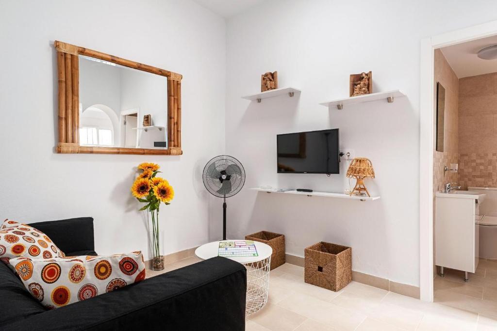 Casa Carmen - Céntrico Apartamento con Terraza Privada - 3