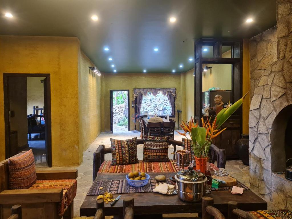 Quan Din Ngai Villa