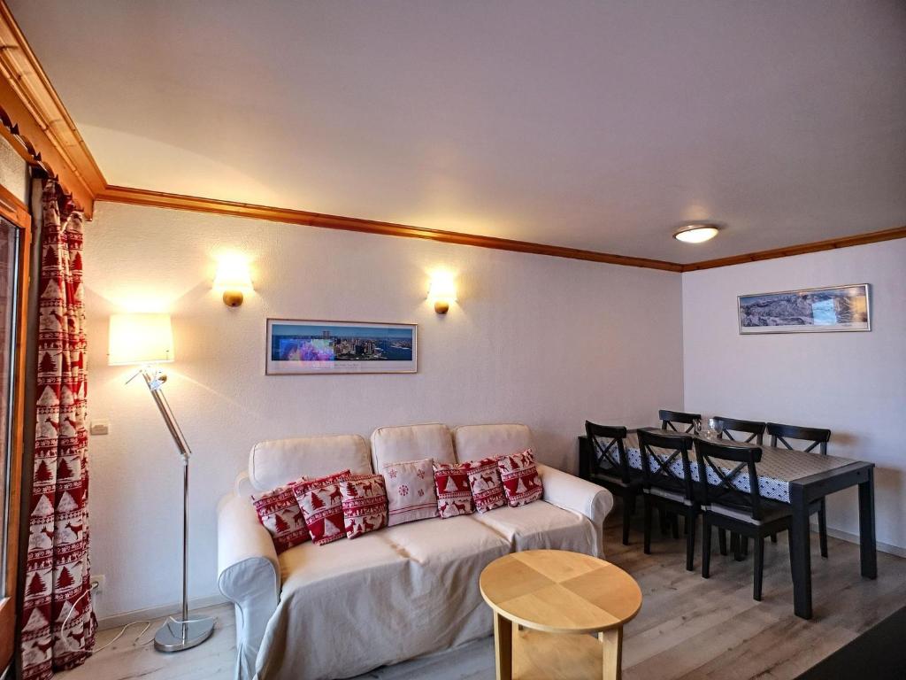 Beau 3 pièces, 2 chambres, accès direct pistes - FR-1-178-165 - 3