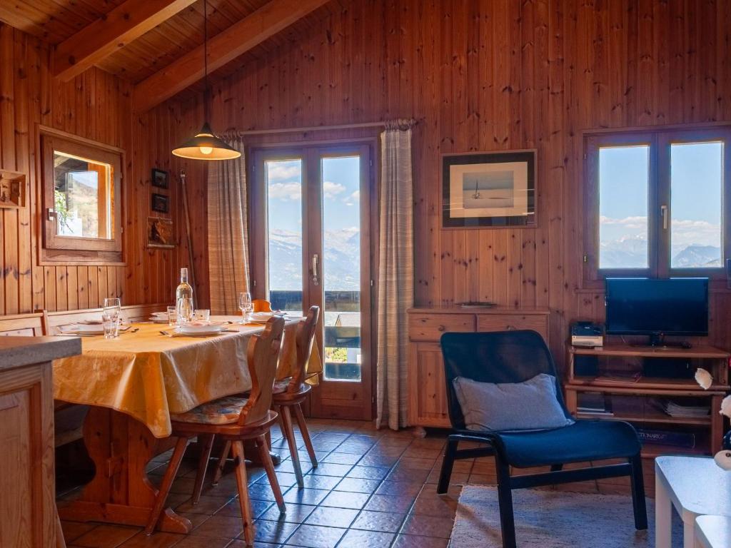 Chalet Lao-Lao by Interhome - 5