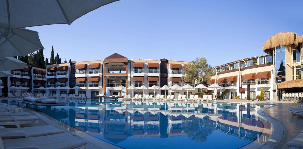 Bitez Risa Hotel photo