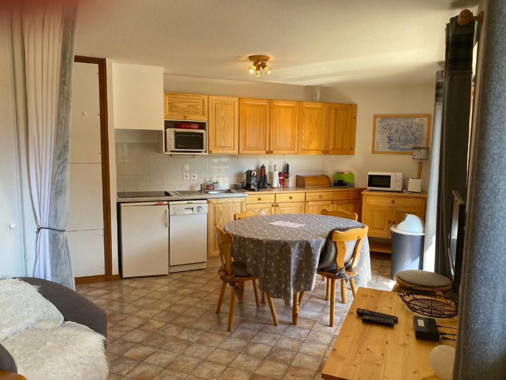Appartement cosy 2 pièces avec balcon sud et parking à Châtel pour 4 pers - FR-1-198-253 - 2