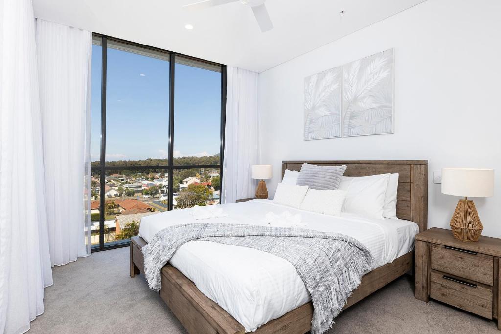 Solaris 505, Forster