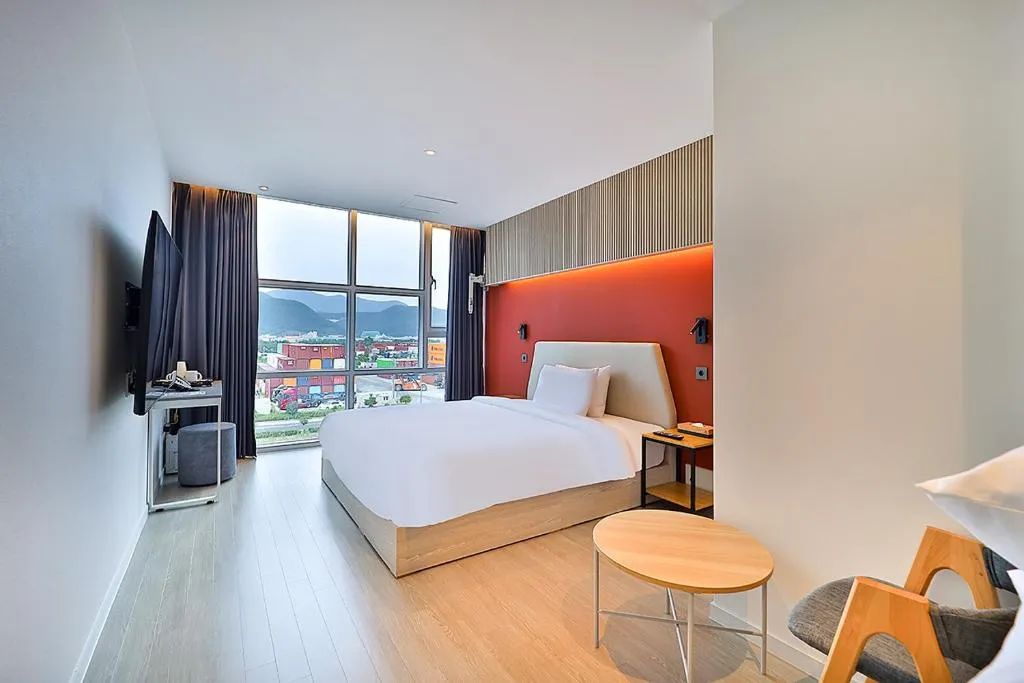 Browndot Signature Hotel, hotel in Changwon
