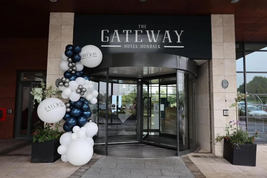 The Gateway Hotel, hotel in Dundalk
