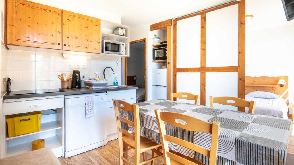 V du Bachat B02 - Appt grande terrasse 6 pers - 3