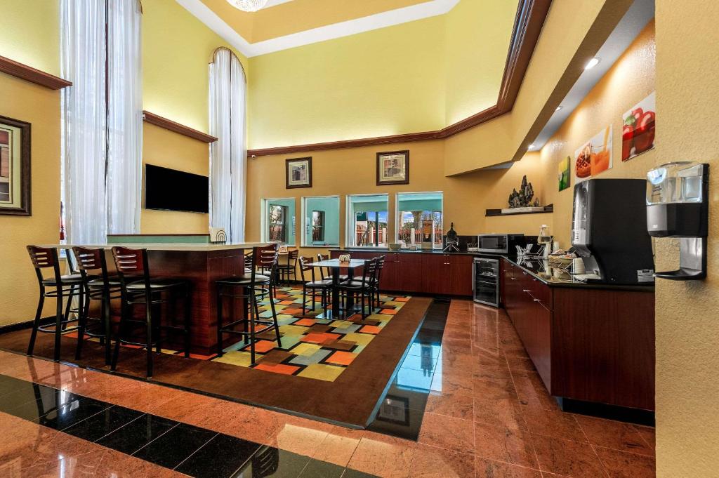 Food and beverages, Quality Inn & Suites Houston Northwest - Cypress in Houston (TX)