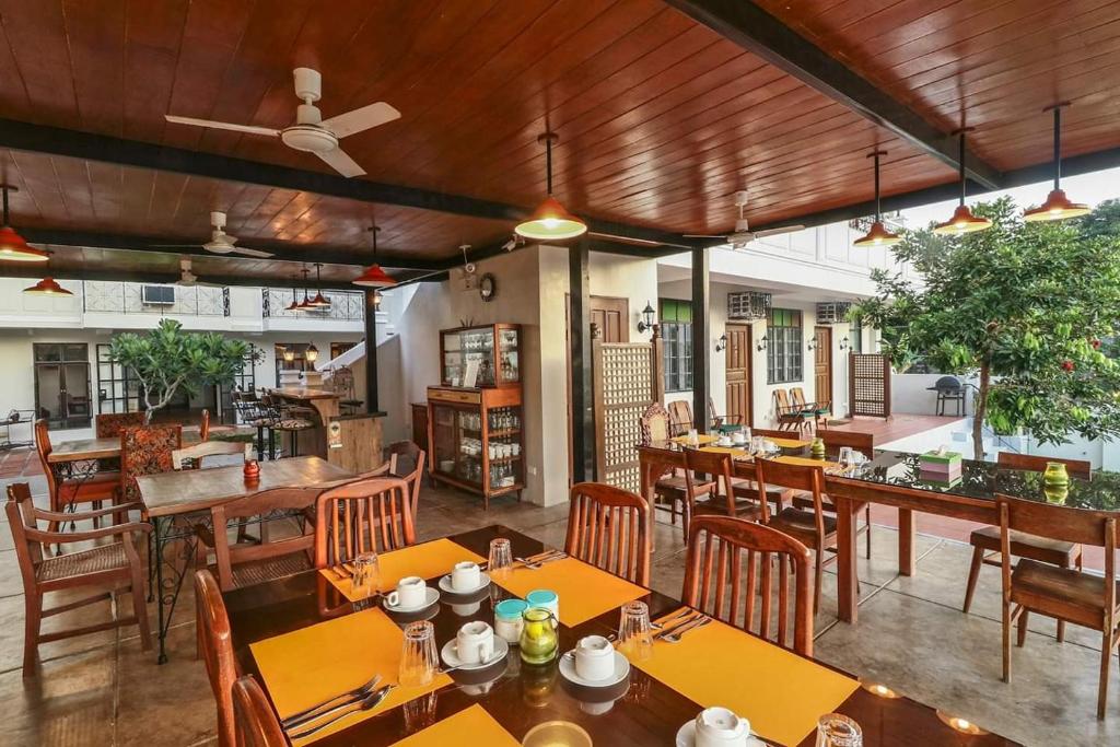 Facilities, Casa Marina Bed and Breakfast in Laguna