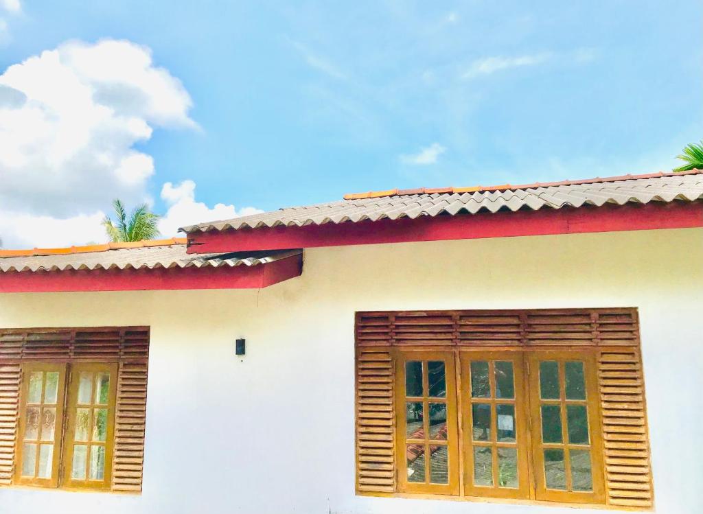 Summer House Mirissa