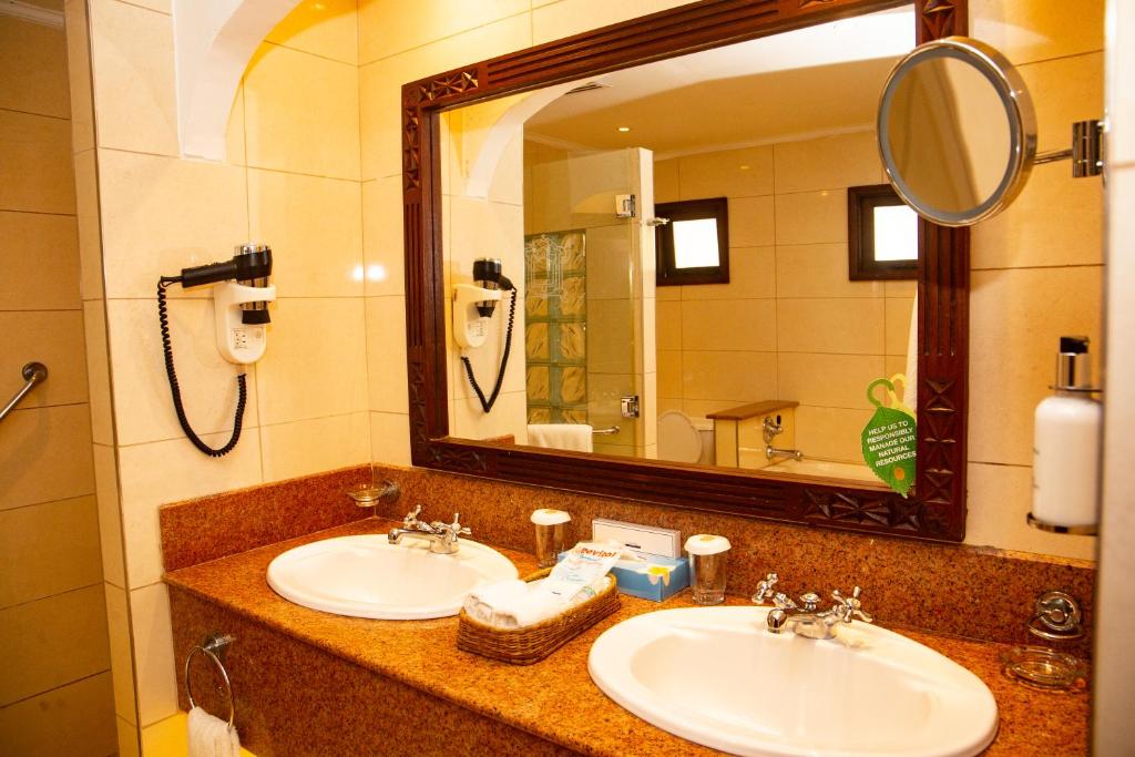 Mombasa Serena Beach Resort and Spa Additional