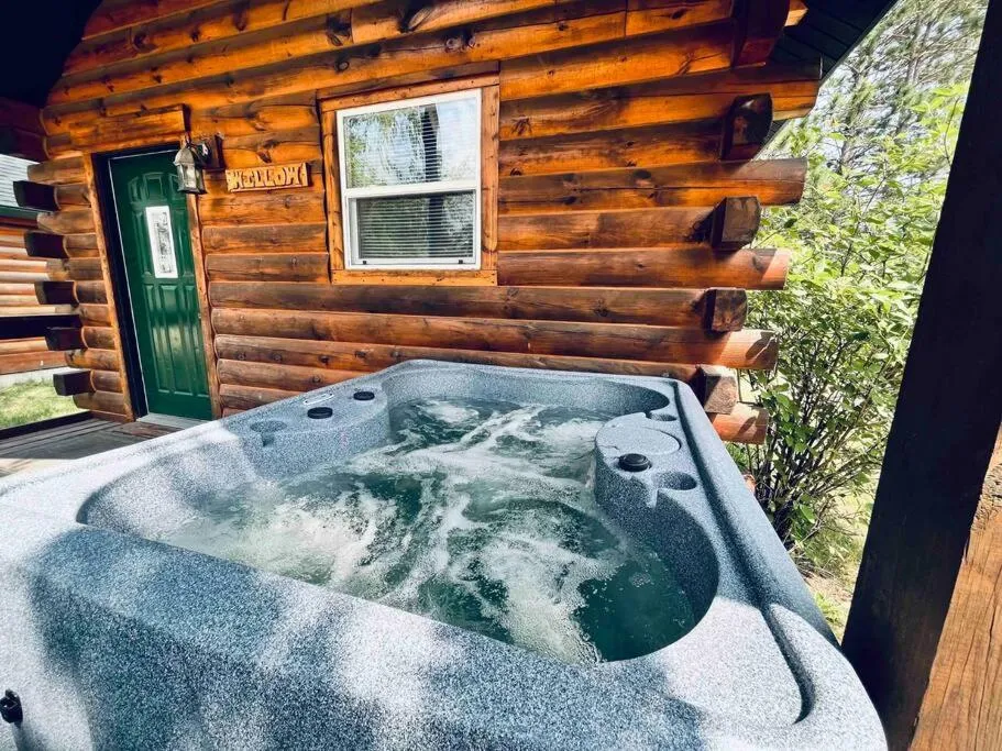 Willow Cabin，位于Thompsonville的酒店