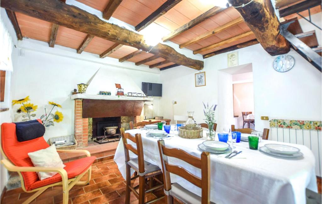 3 Bedroom Beautiful Home In Camaiore - 4