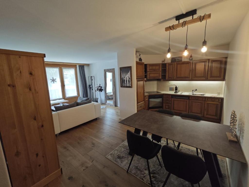 2.5 Zimmer Apartment im Herzen Davos - 2