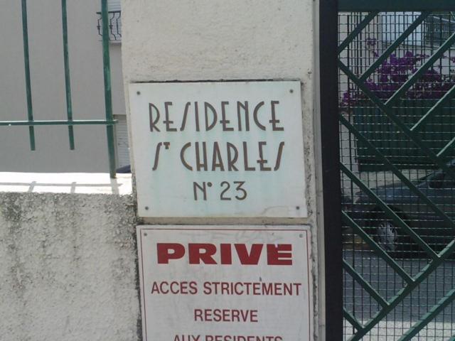 Nice centre- small pied-a-terre near beaches - 2