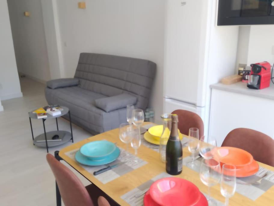 Design flat in central place nhere Yumbo - 2