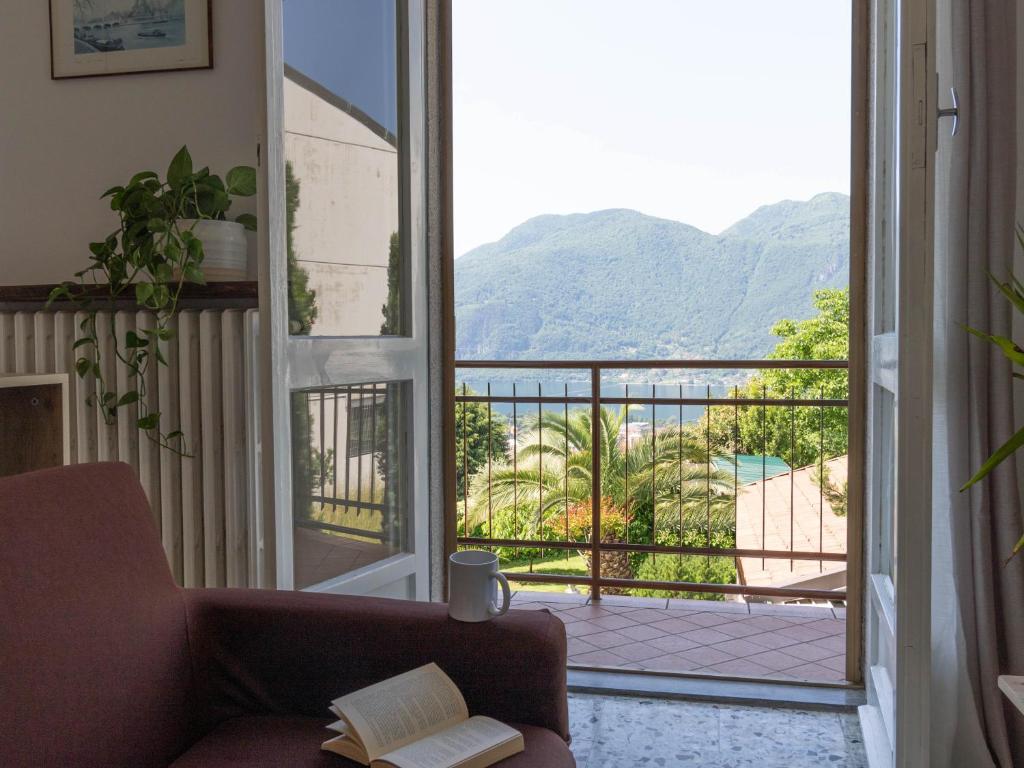 Mamma Ciccia Holiday Home - Mountains & Lake - 2