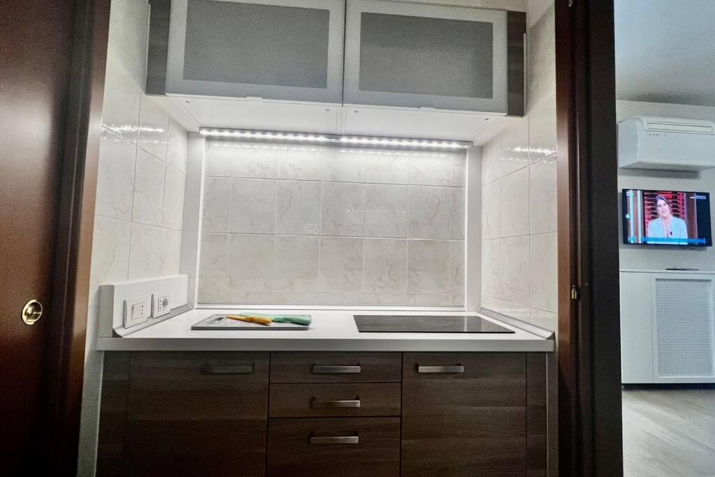 Urban House - Comfy Flat Navigli Milan Center - 5