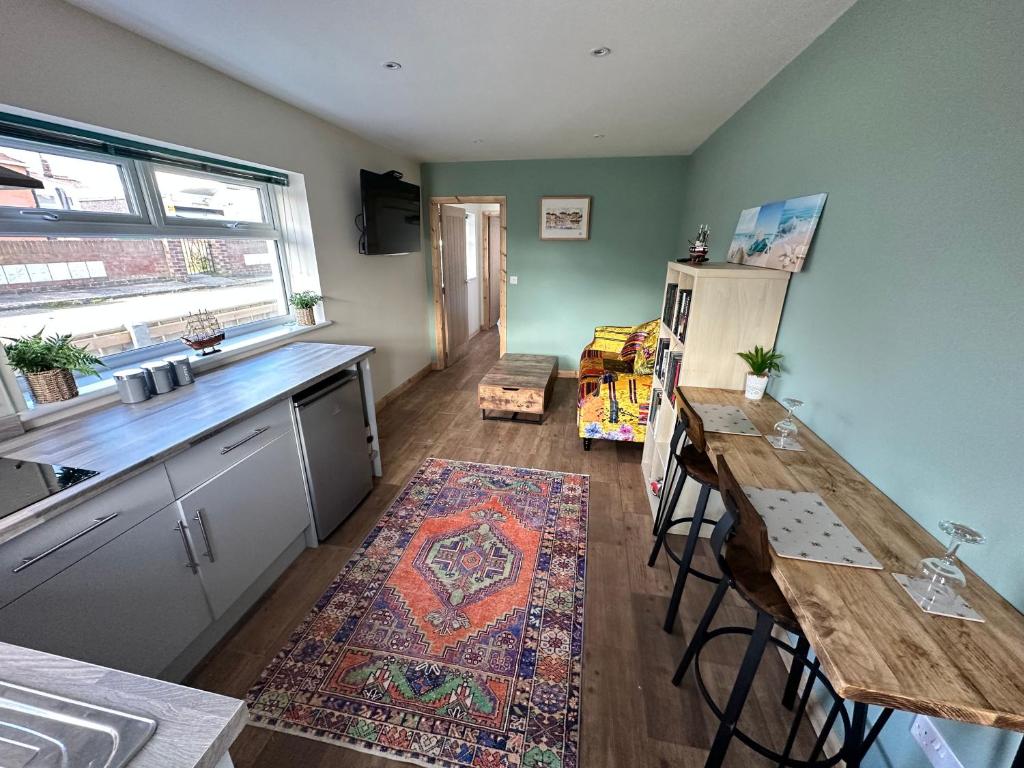 Seashell Cottage - Dog friendly 1 bed cottage close to the sea, Hornsea