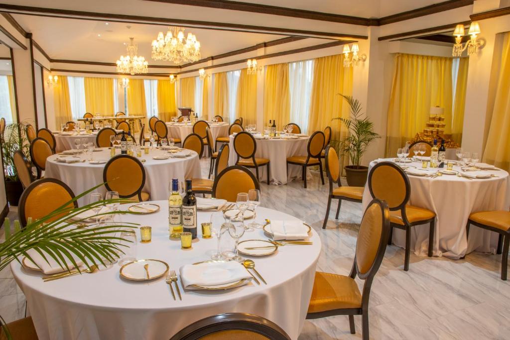 Sago Palm Hotel