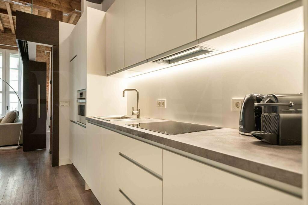 Eclectic & elegant apartment by REMS - 5