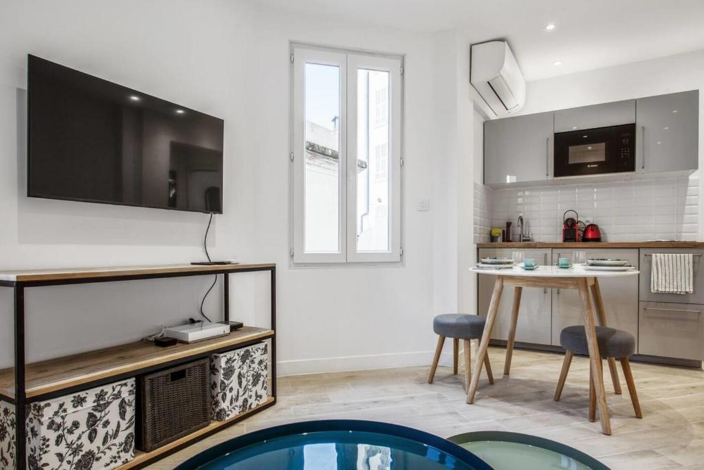 Cozy apartment near the beach - 4
