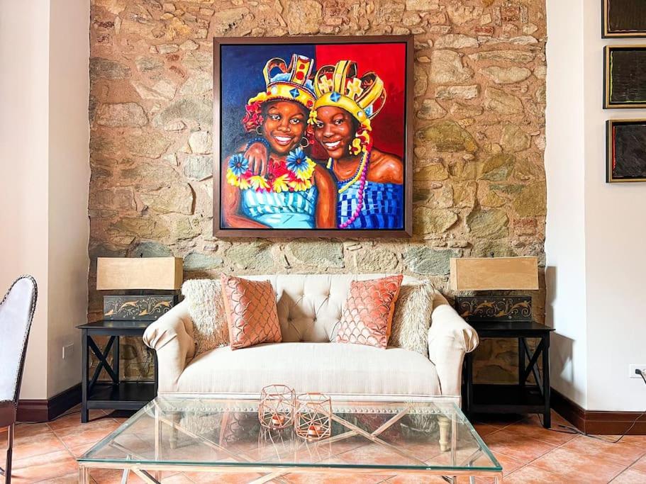 Amazing experience in Casco Viejo historical site1, Panamá