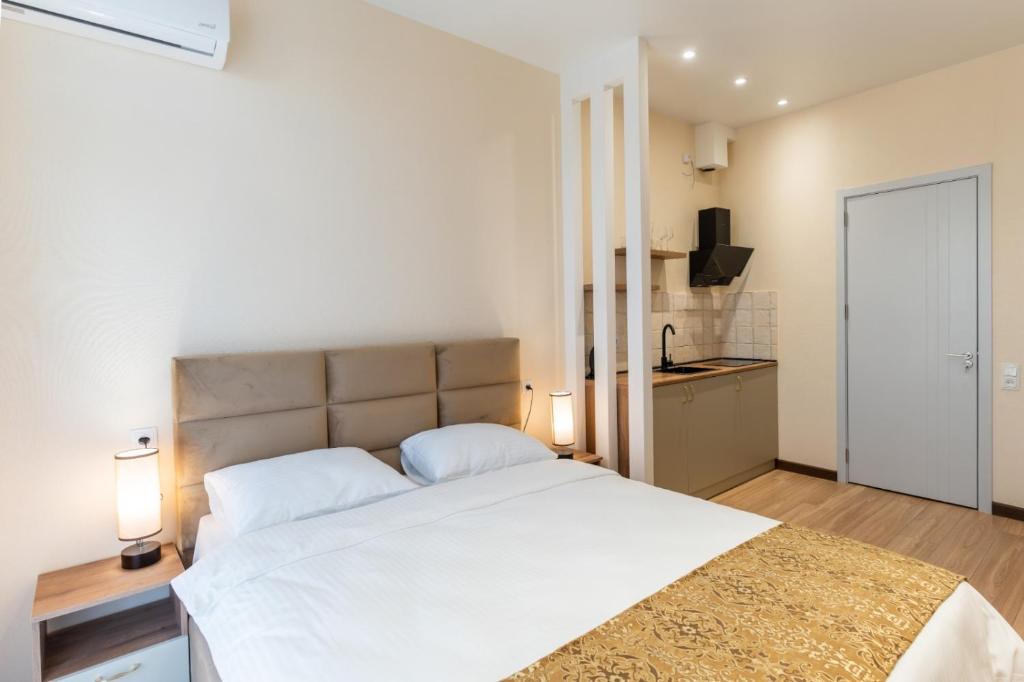 Sky by the river, Tbilisi