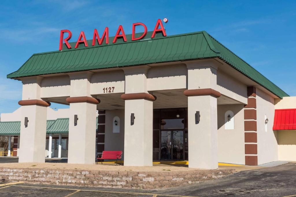 Ramada by Wyndham Mountain Home, Mountain Home