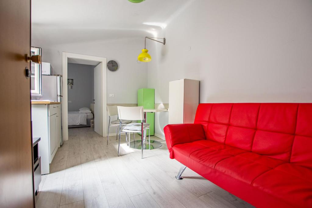 Viale 24 - 2