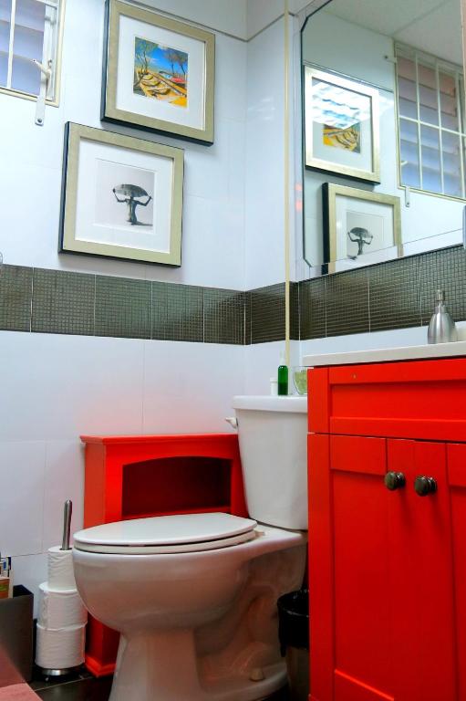 Choose To Be Happy at Seymour # 9 and #16 - Studio Apartments photo