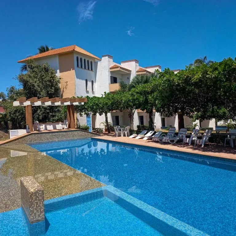 HOTEL TORRE MARINA, hotel v destinaci Monte Gordo