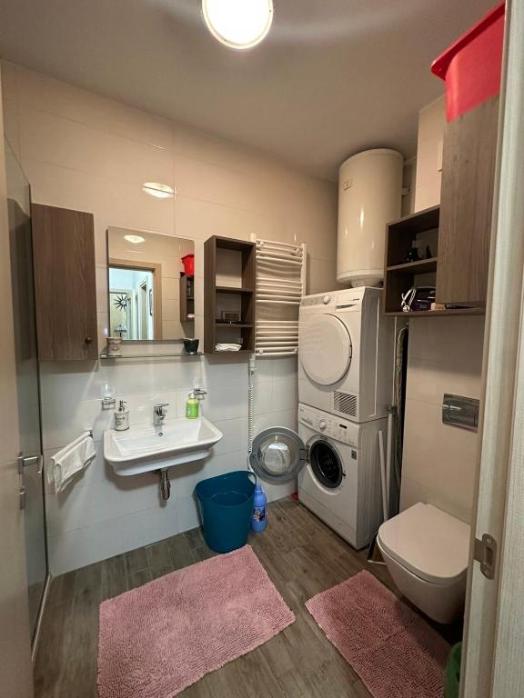 MontEva City Apartment - 5