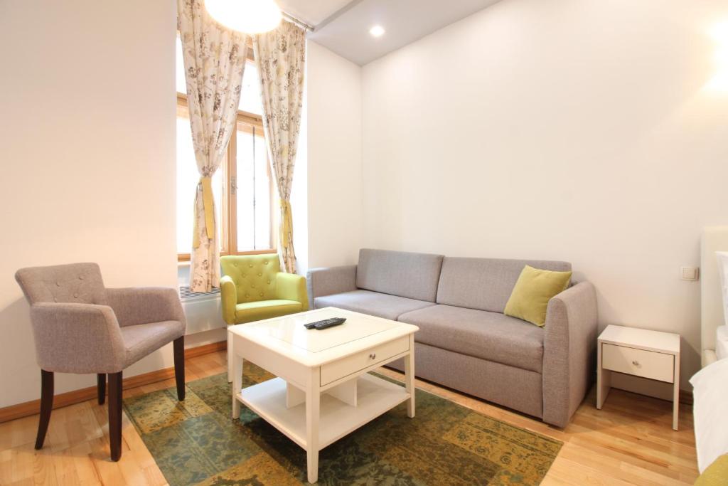 City Studio Apartment - 4