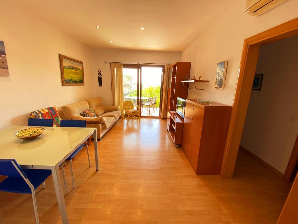 Apartament gran amb pàrquing a 5 min del centre - 2