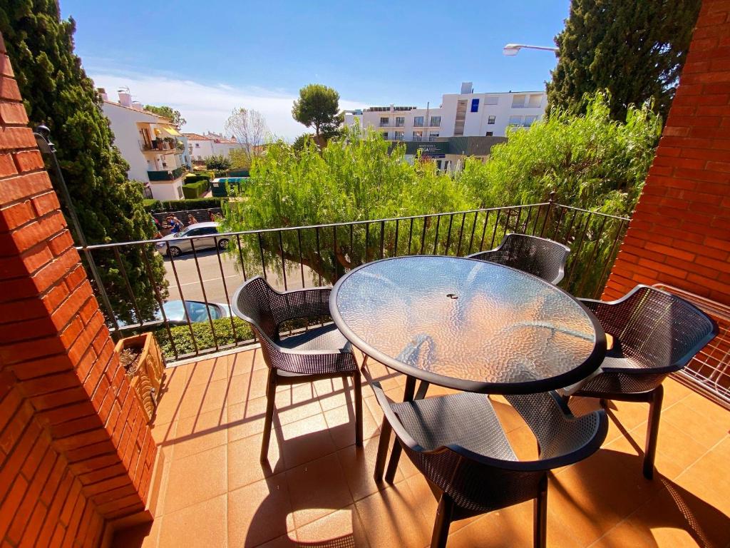 Apartament gran amb pàrquing a 5 min del centre - 1